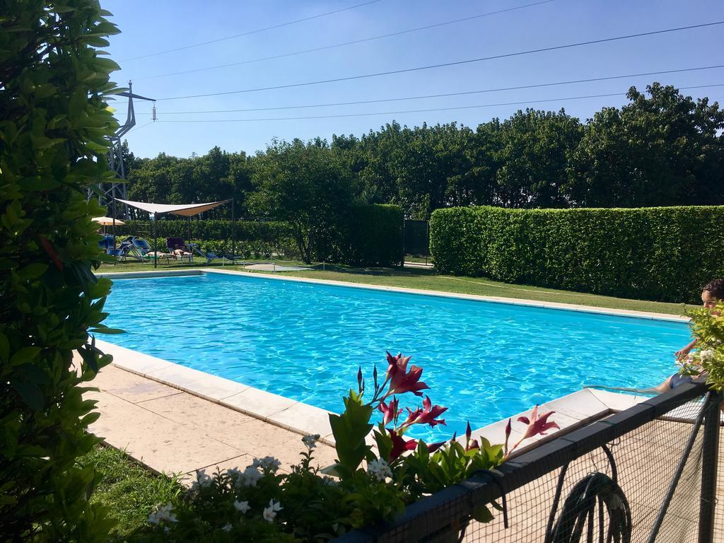 Agriturismo Corte Pellegrini San Martino Buon Albergo Exterior foto